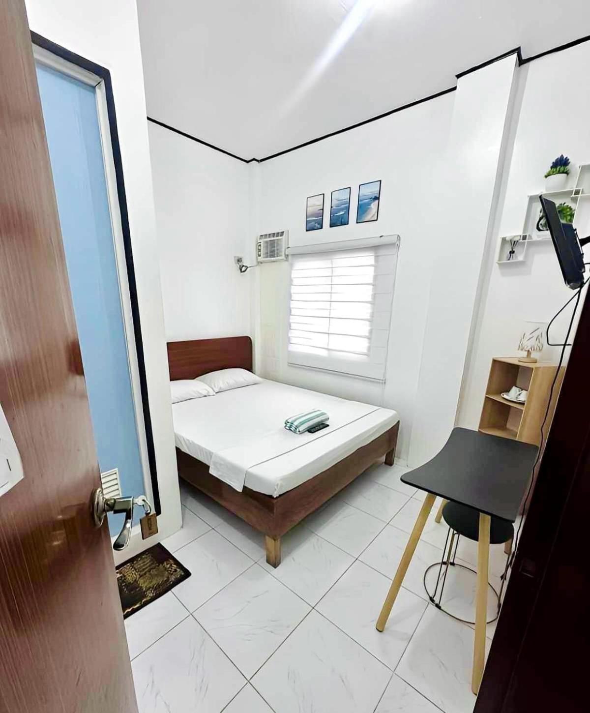 Wakim'S Inn โกรอน ภายนอก รูปภาพ